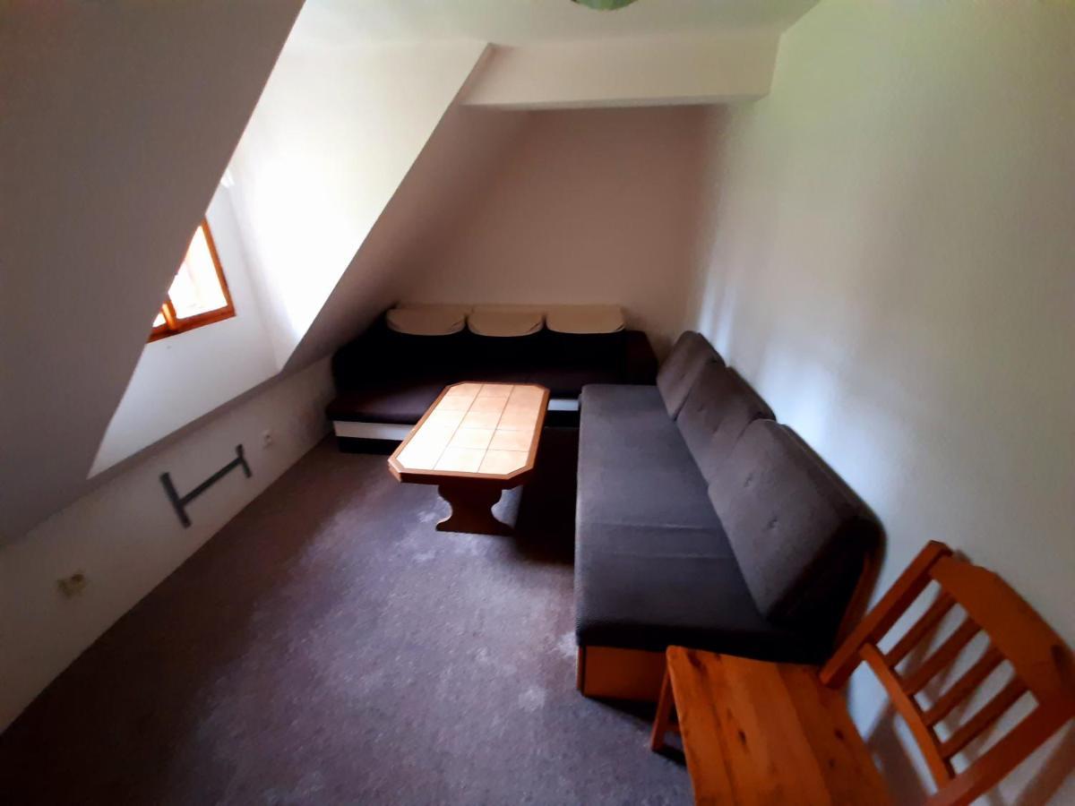 Apartman Roubenka Vsemily Jetřichovice Εξωτερικό φωτογραφία